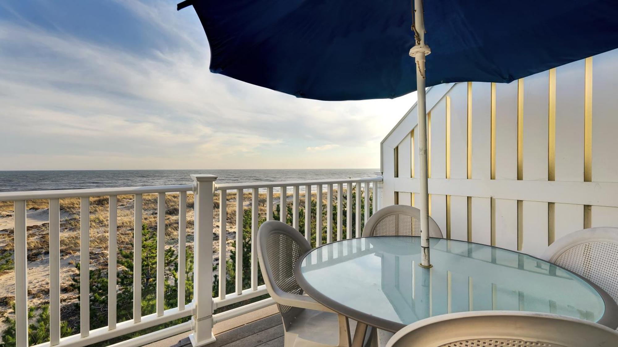 Sea Crest